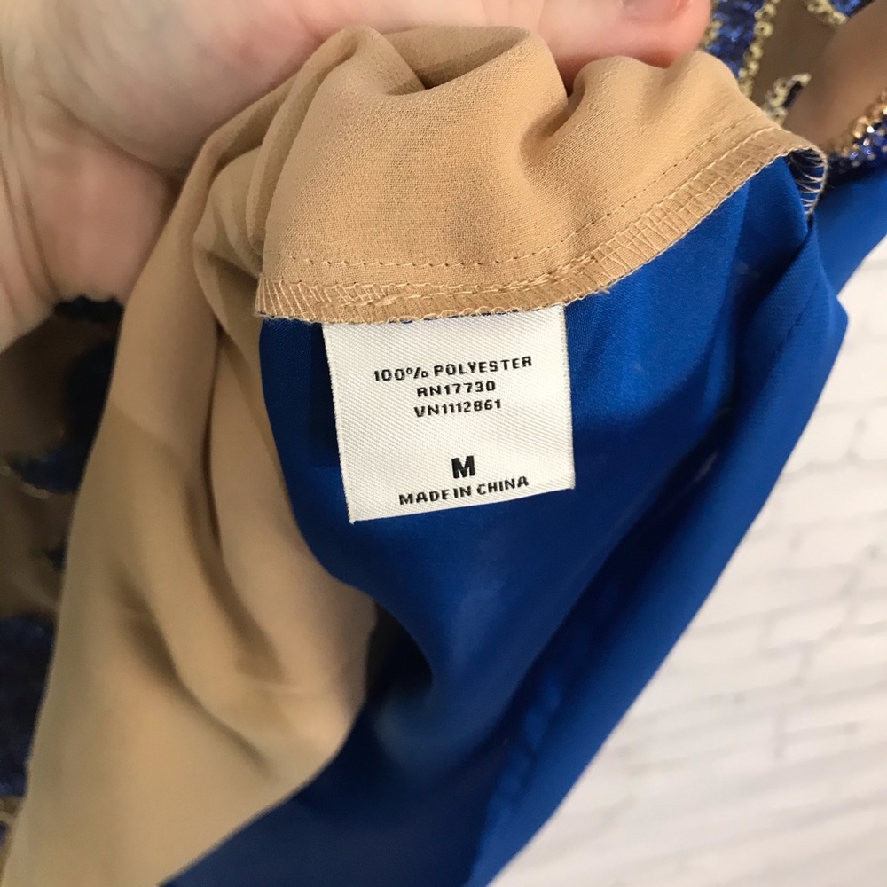 Neiman Marcus Royal Blue Nude Gold Sequin Top - Picture 5 of 7